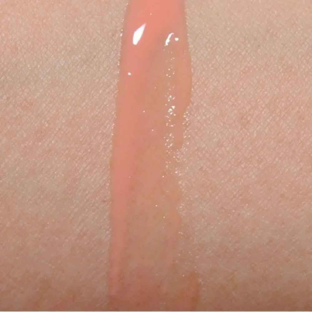 NIB MAC Archie’s Girls Lipglass in “Summer Sweetheart”